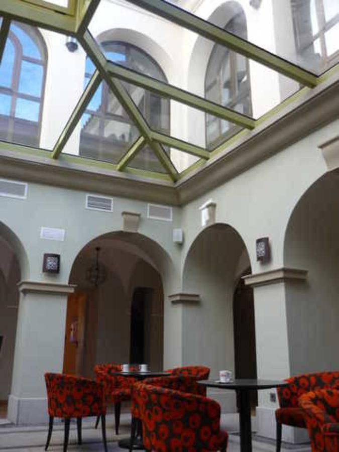 Hospederia Santuario Virgen De La Cabeza Hotel Exterior photo